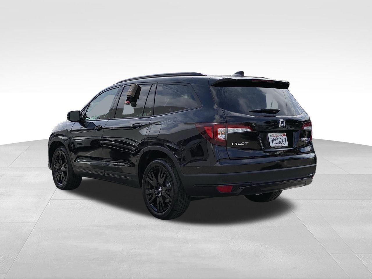 2022 Honda Pilot Black Edition photo 5