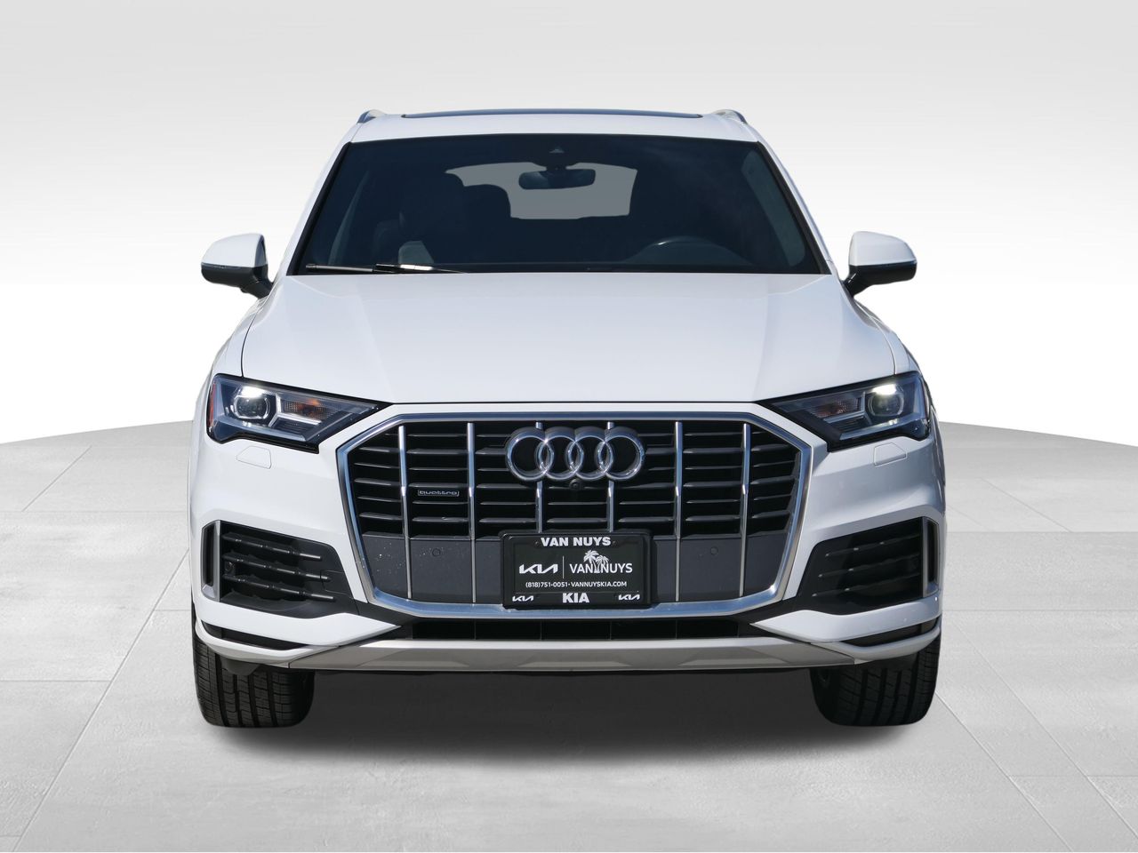 2021 Audi Q7 45 Premium photo 6
