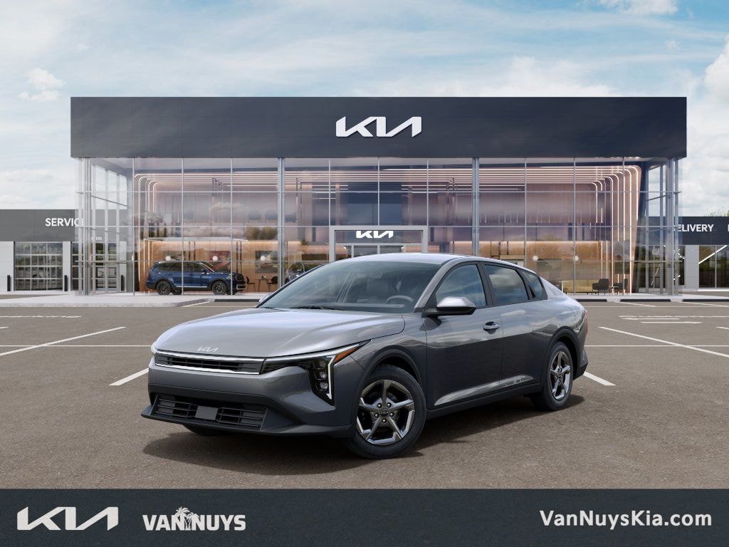 New 2026 Kia K4 LXS Sedan