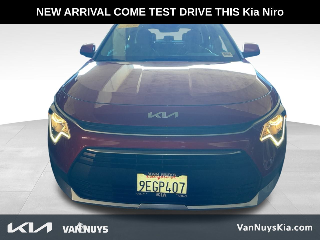 2023 Kia Niro EX's photo