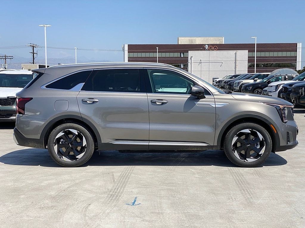 New 2026 Kia Sorento Plug-In Hybrid EX SUV