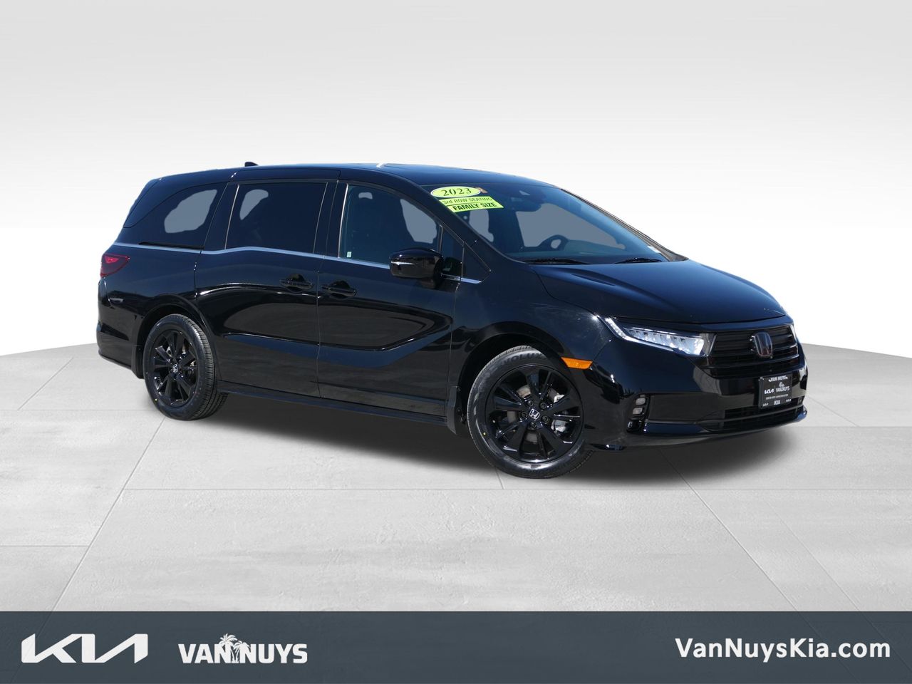 2023 Honda Odyssey SPORT's photo