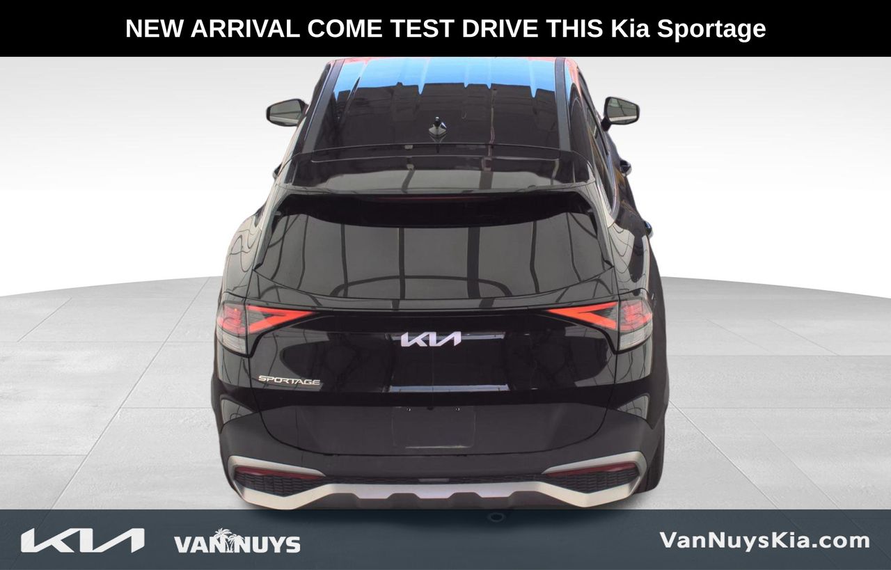 2025 Kia Sportage LX photo 2