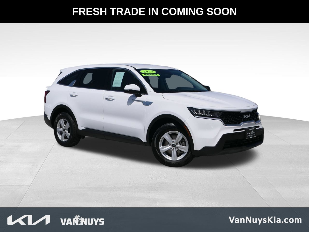 2023 Kia Sorento LX AT's photo