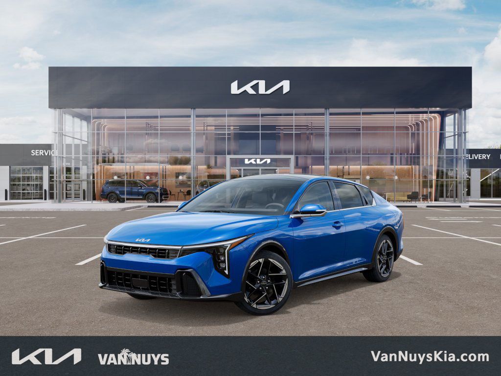 2025 Kia K4 GT-Line's photo