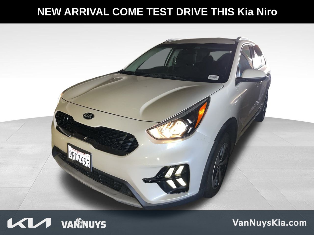 2021 Kia Niro LX photo 2