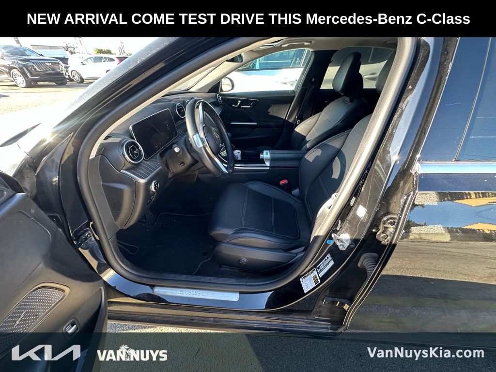 2023 Mercedes Benz C 300 photo 4