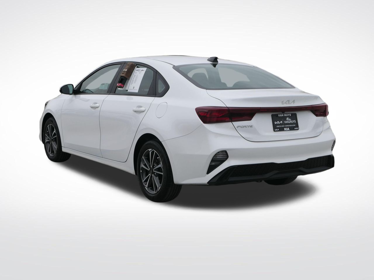 2024 Kia Forte LXS photo 6