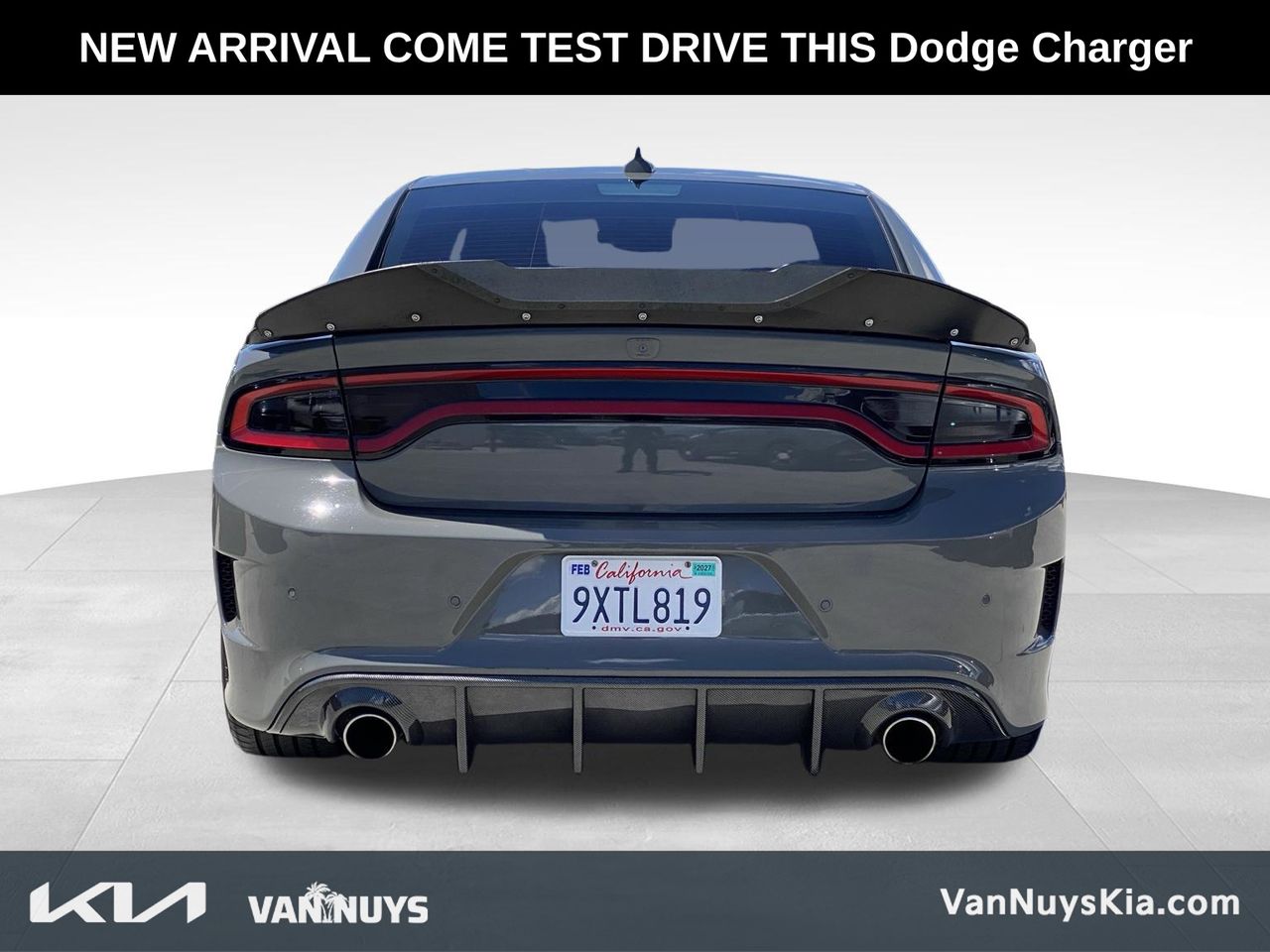 2017 Dodge Charger R/T Scat Pack photo 4