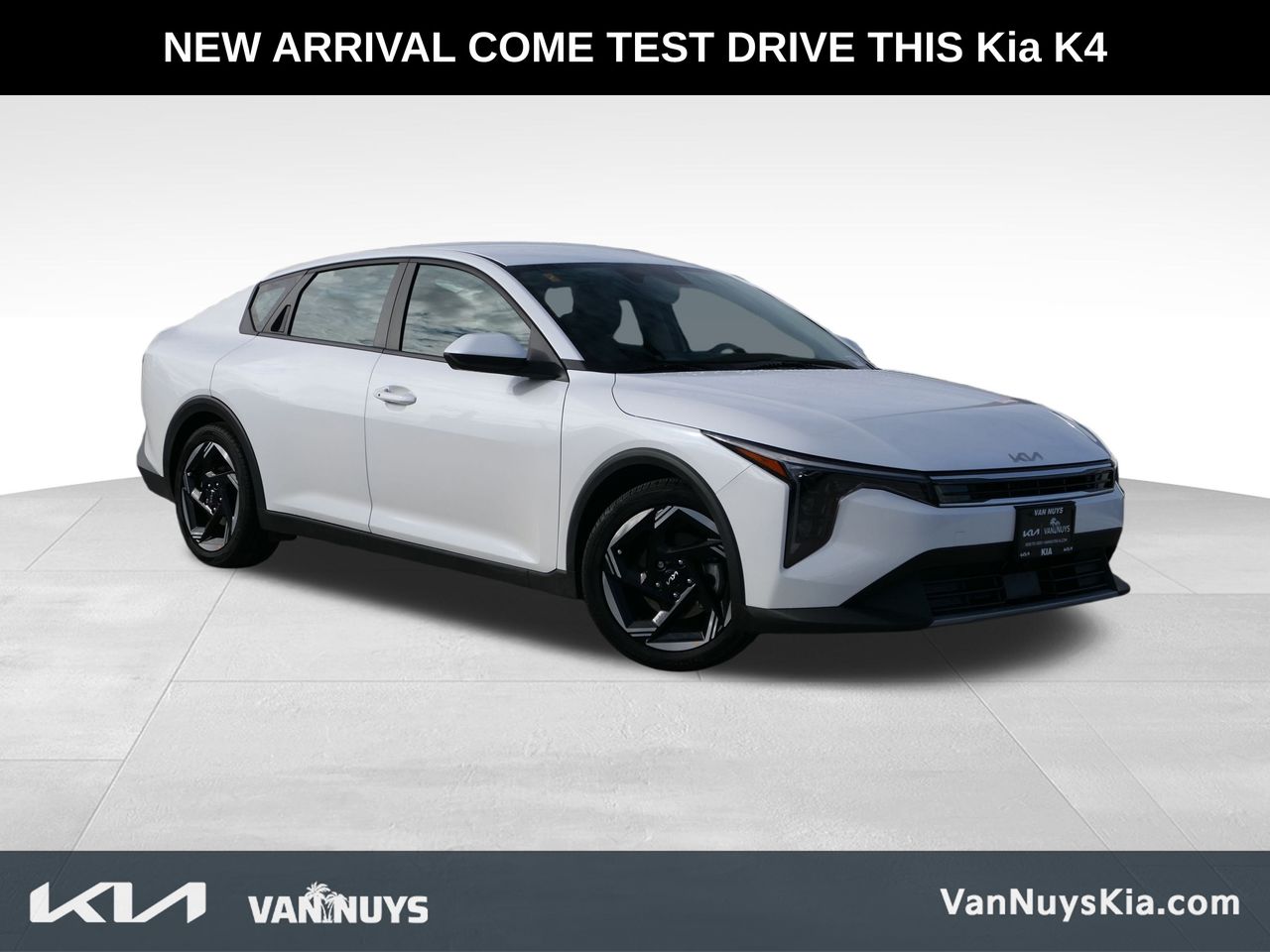 2025 Kia K4 EX's photo