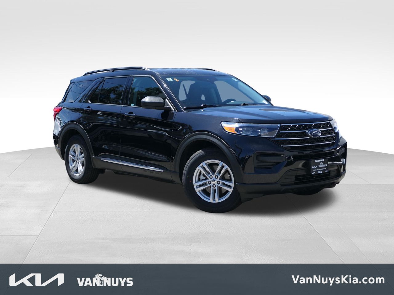 2021 Ford Explorer XLT RWD's photo
