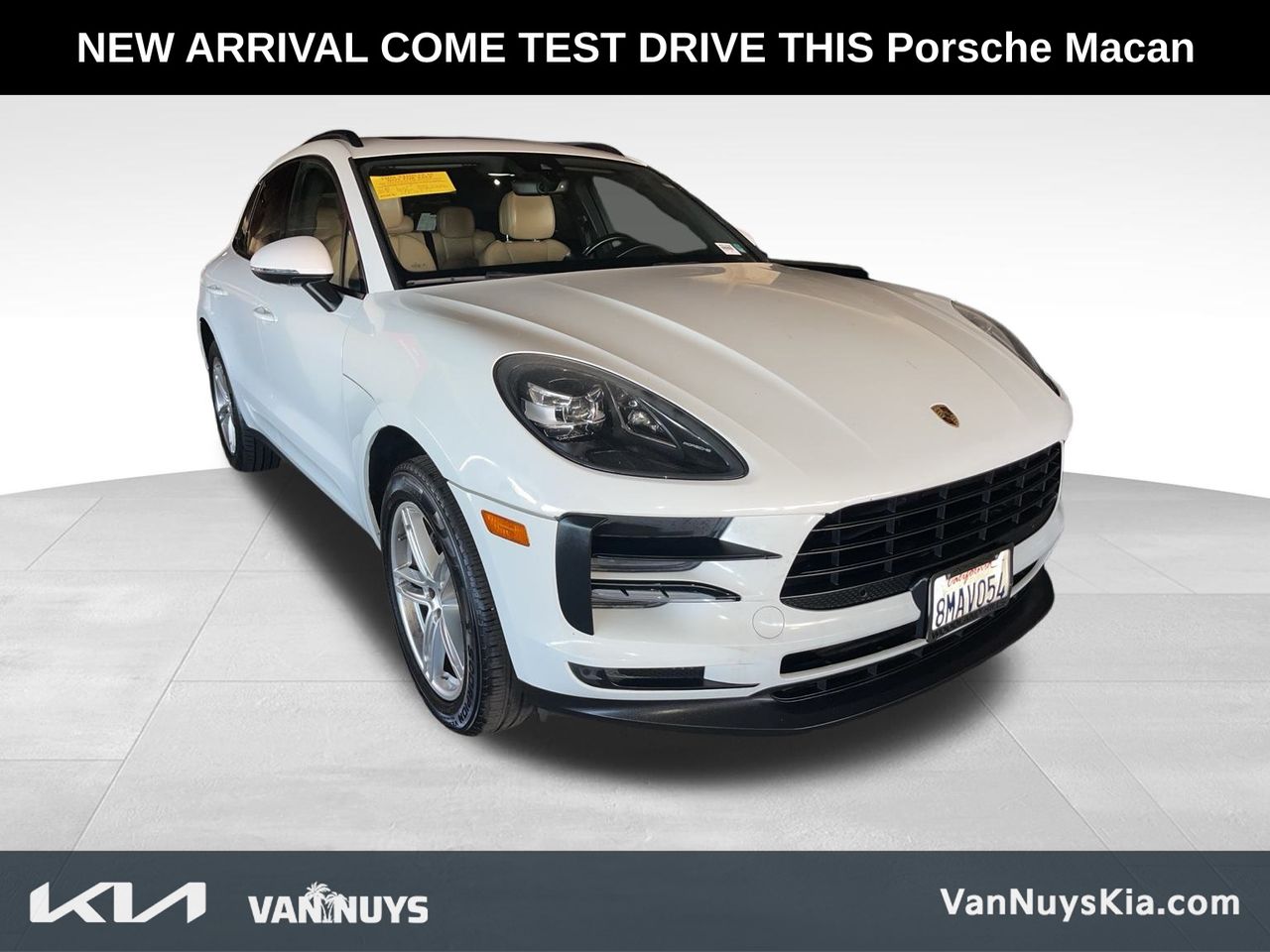 2019 Porsche Macan Base photo 3