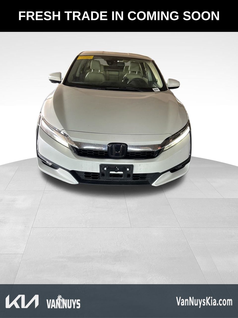 2019 Honda Clarity Plug-In Hybrid Base photo 2