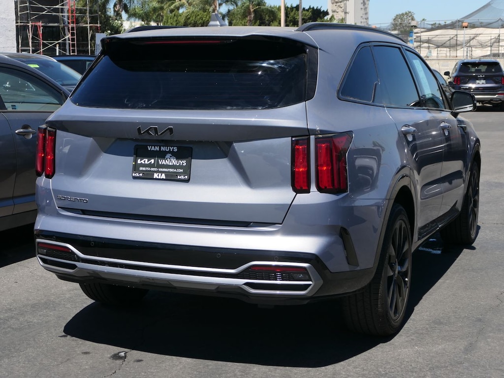 Used 2023 Kia Sorento SX SUV