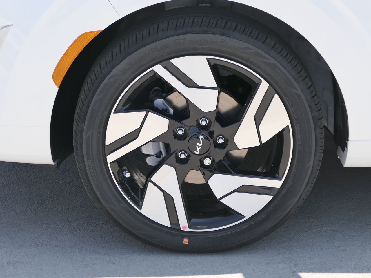 2025 Kia Soul GT-Line - Photo 9