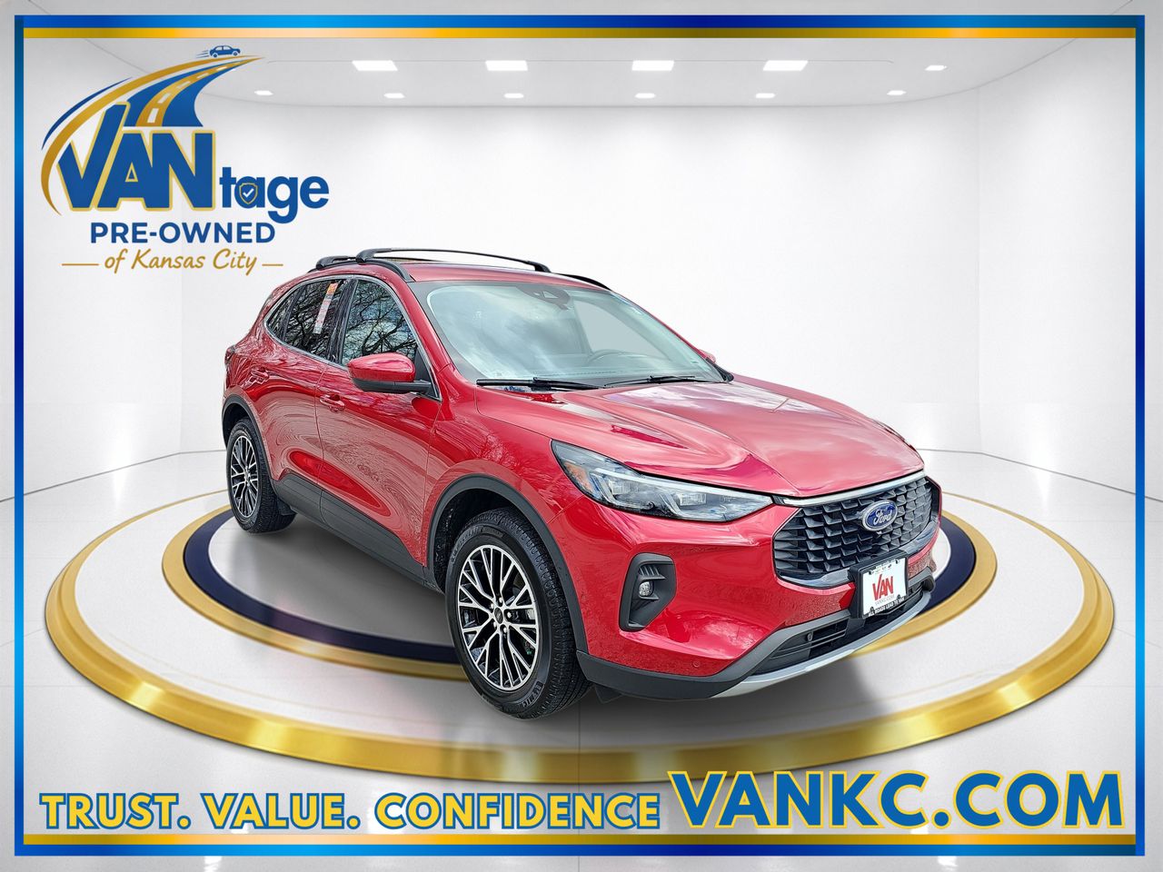 Used 2023 Red Metallic Ford Base image 3