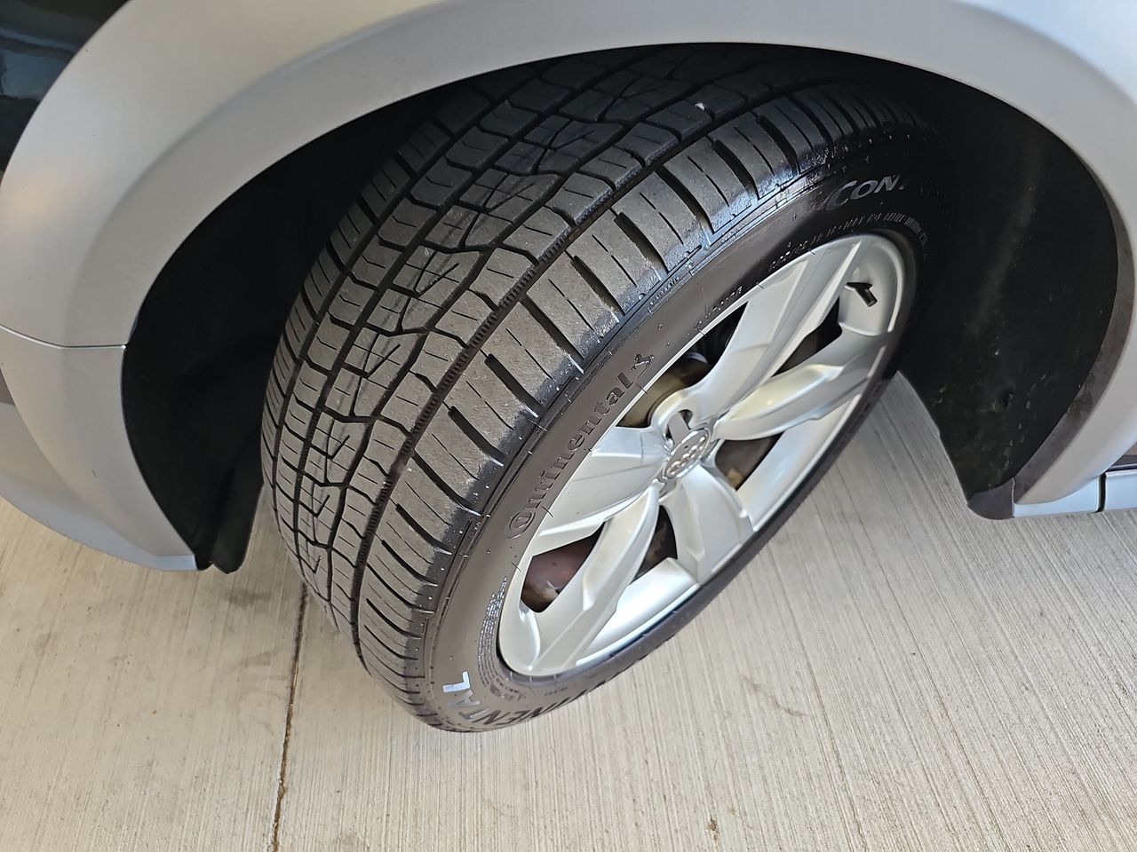 Used 2013 Brilliant Black Audi 2.0T Premium image 36