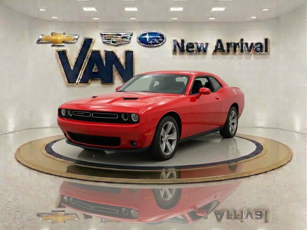 Used 2015 Dodge Challenger SXT with VIN 2C3CDZAG5FH704009 for sale in Kansas City