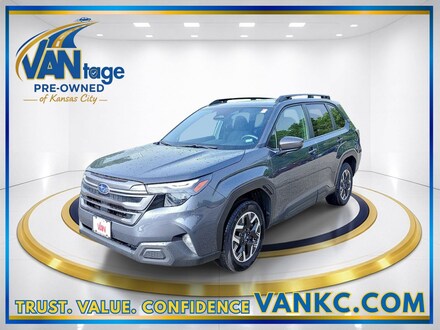 2025 Subaru Forester Premium SUV