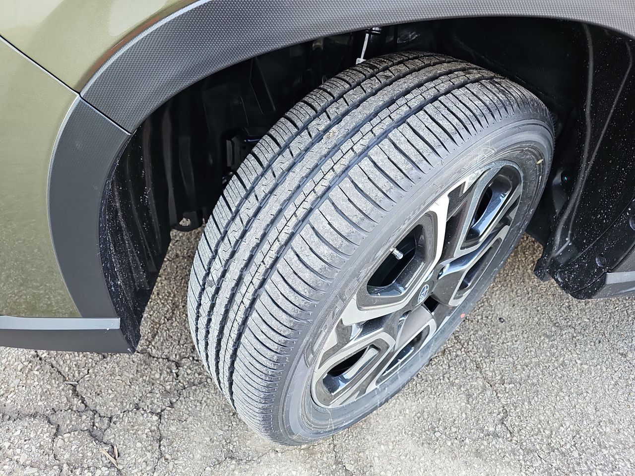 New 2026 Autumn Green Subaru Limited 7-Passenger image 34