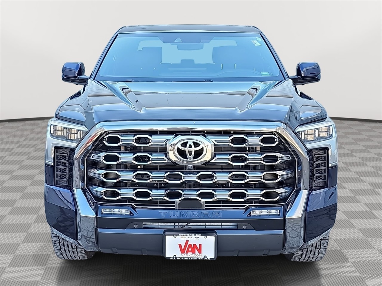 Used 2023 Toyota Tundra Platinum with VIN 5TFNA5DBXPX115489 for sale in Kansas City