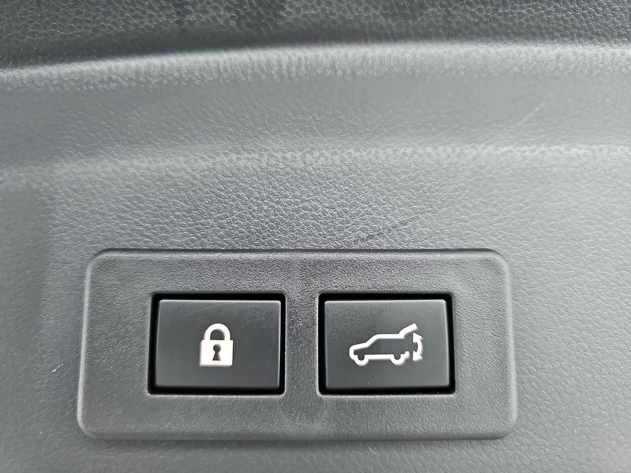 New 2026 Magnetite Gray Subaru Onyx Edition Touring 7-Passenger image 14