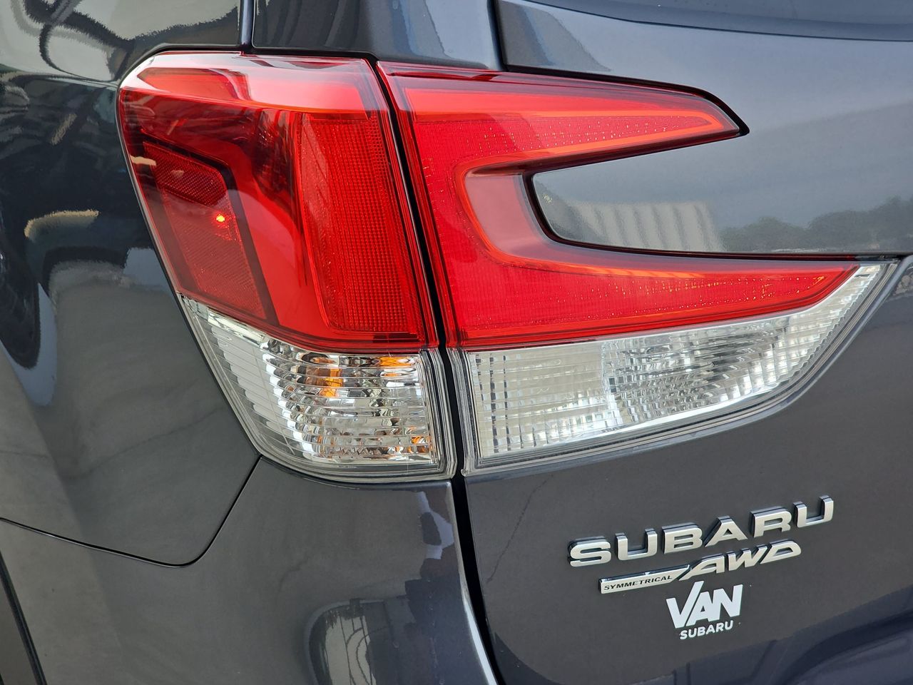 Used 2021 Magnetite Gray Metallic Subaru Limited image 41