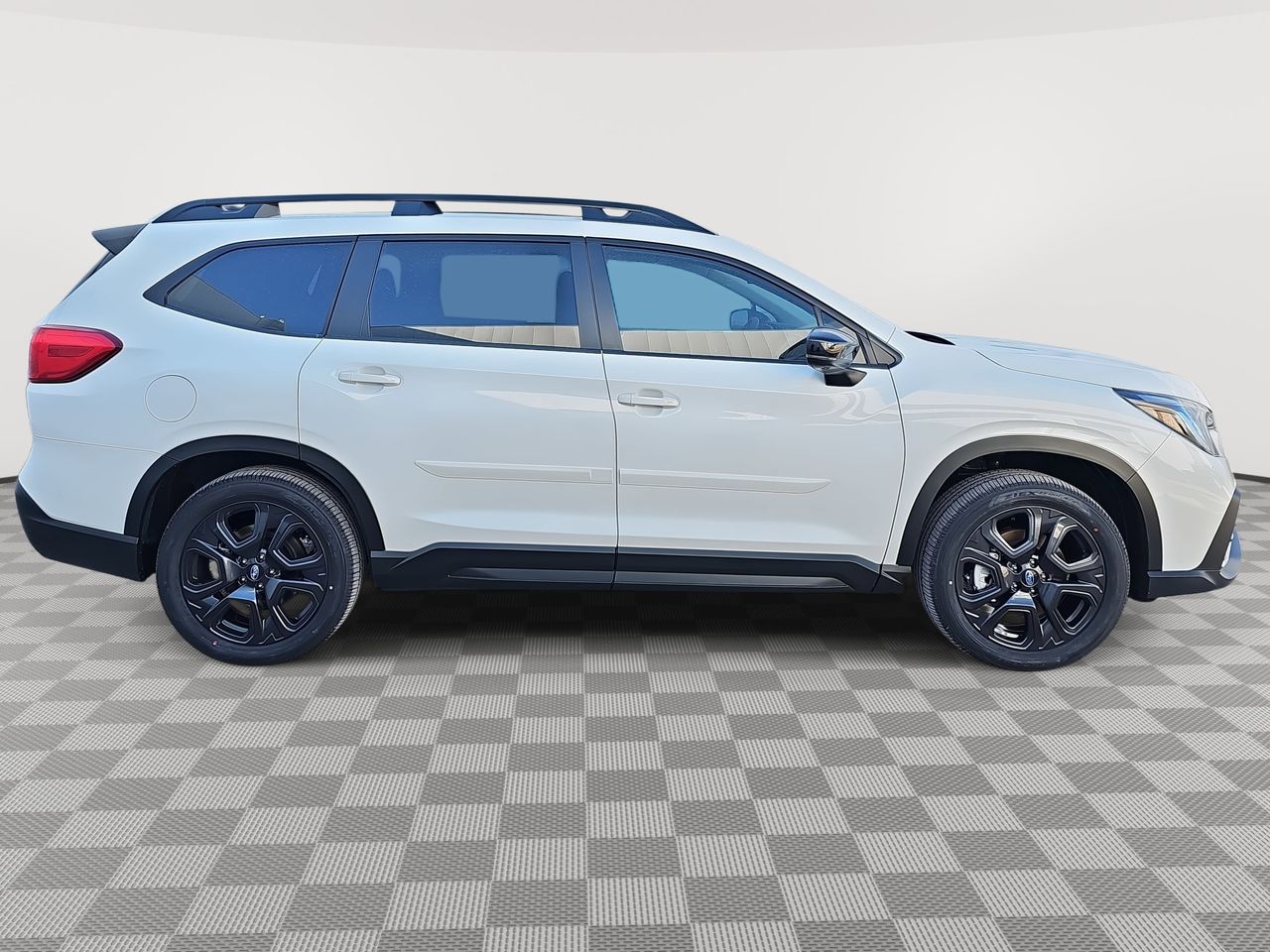 New 2026 Crystal White Pearl Subaru Onyx Edition Touring 7-Passenger image 4