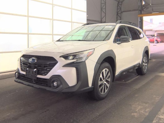 2023 Subaru Outback Premium's photo