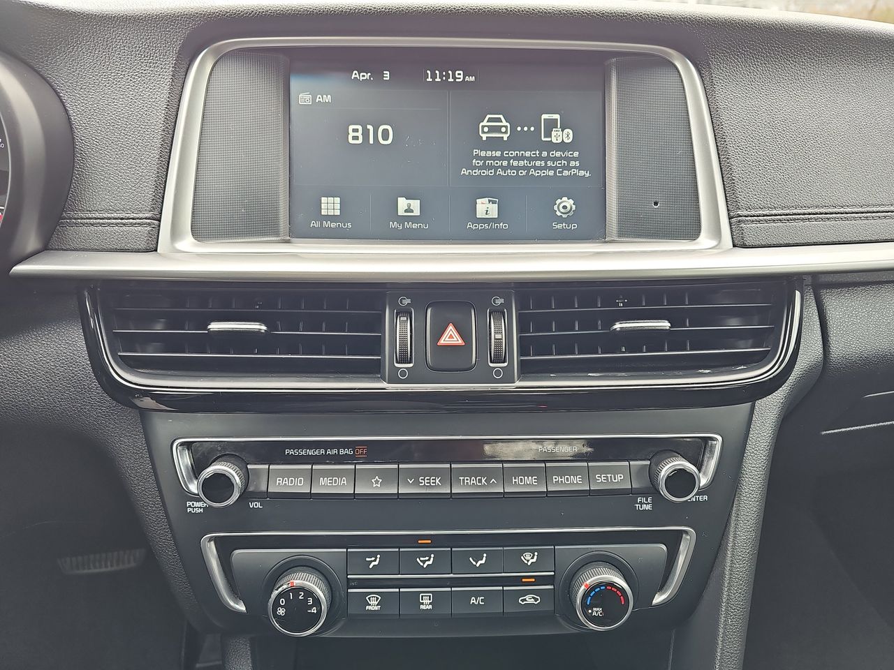 Used 2019 Snow White Pearl Kia LX image 25