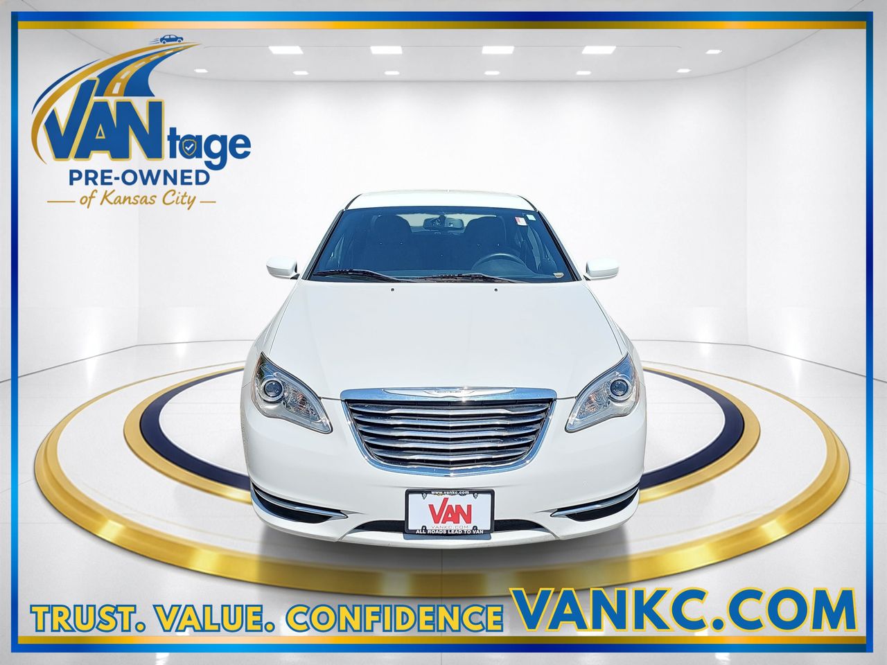 Used 2014 Chrysler 200 Touring with VIN 1C3CCBBB6EN165113 for sale in Gladstone, MO