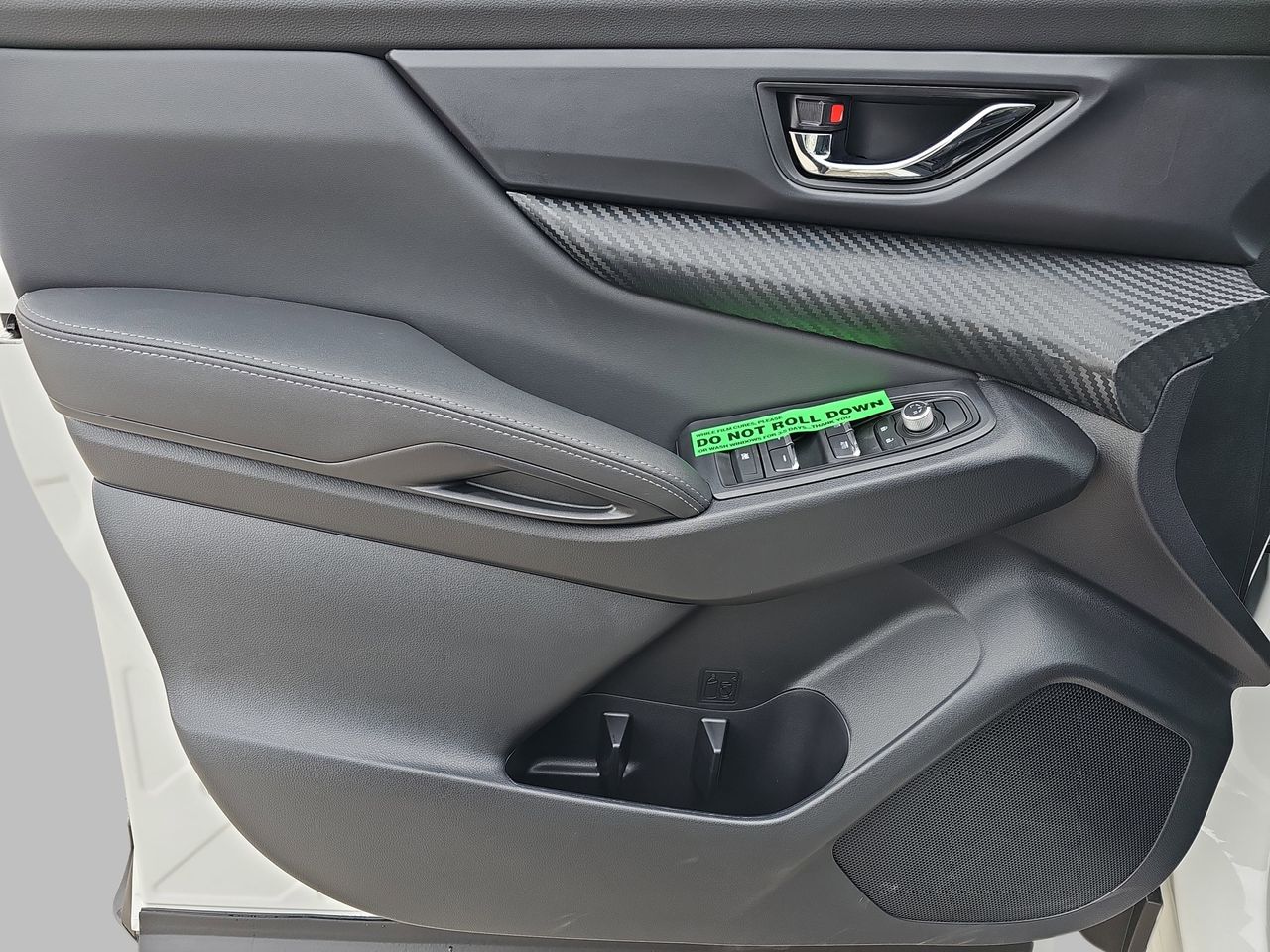 New 2026 Crystal White Pearl Subaru Premium 7-Passenger image 28