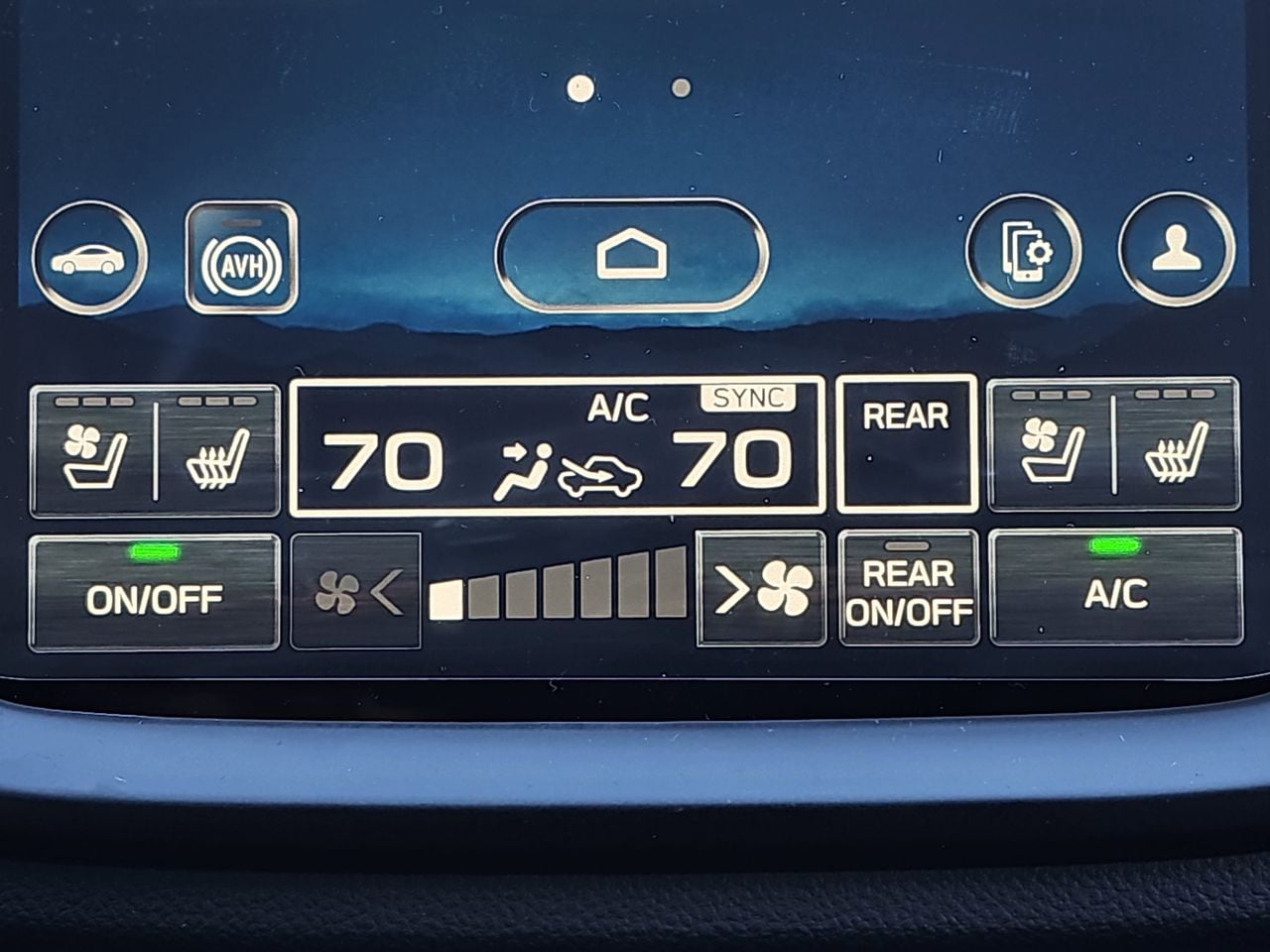 New 2026 Crystal White Pearl Subaru Onyx Edition Touring 7-Passenger image 23