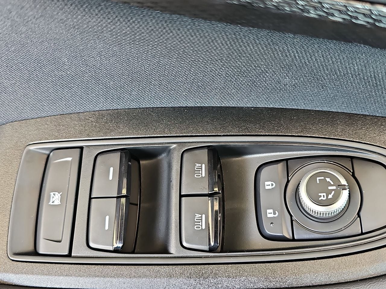 2025 Subaru Legacy Premium - Photo 31