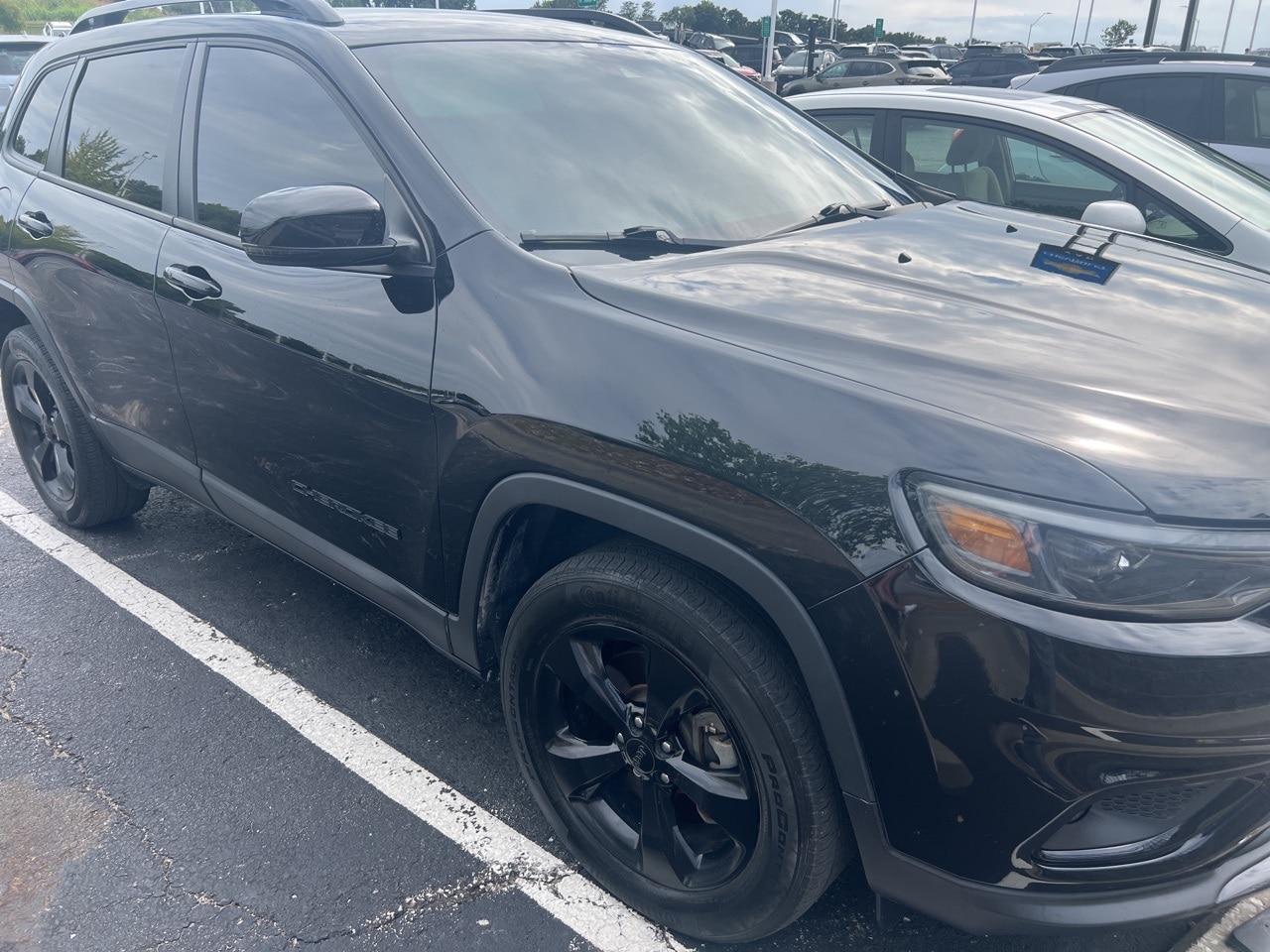 Used 2021 Jeep Cherokee Altitude with VIN 1C4PJMLB5MD141872 for sale in Kansas City