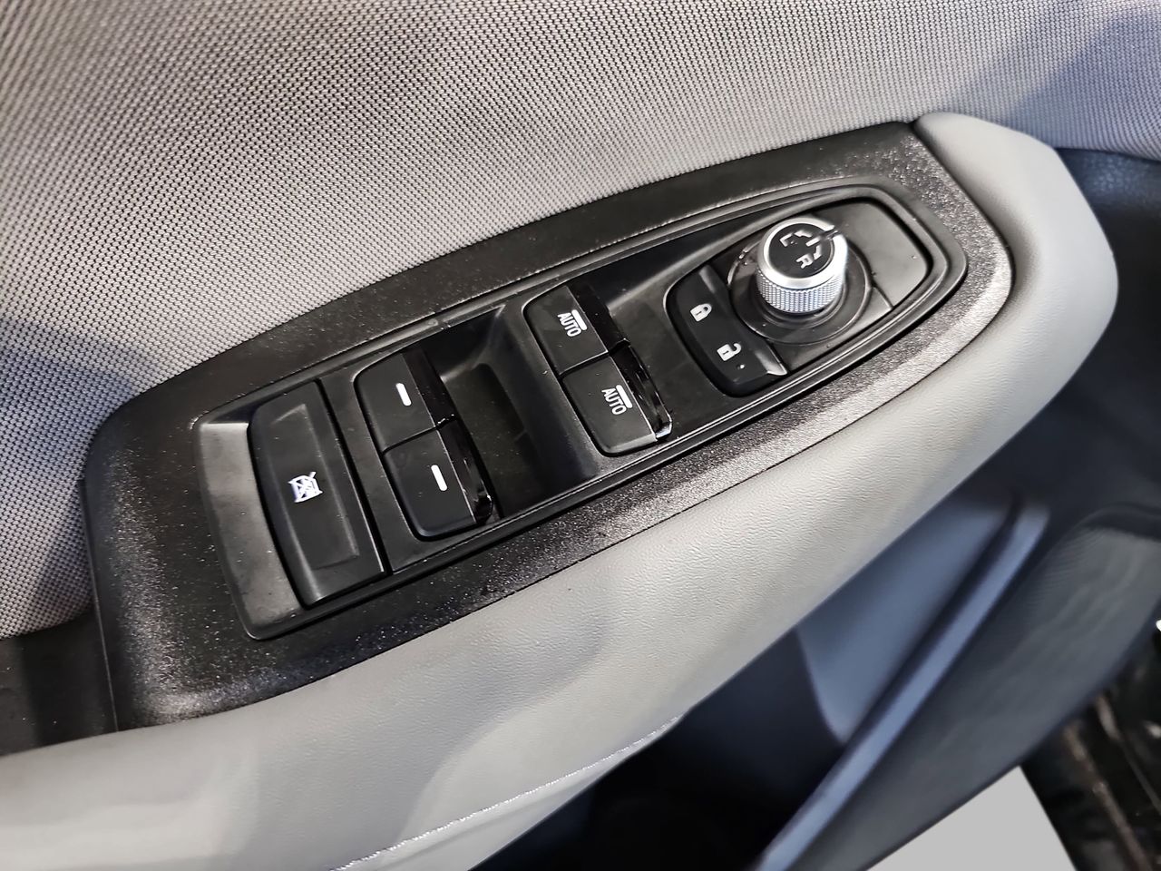 Certified Used 2025 Crystal Black Silica Subaru Premium image 33