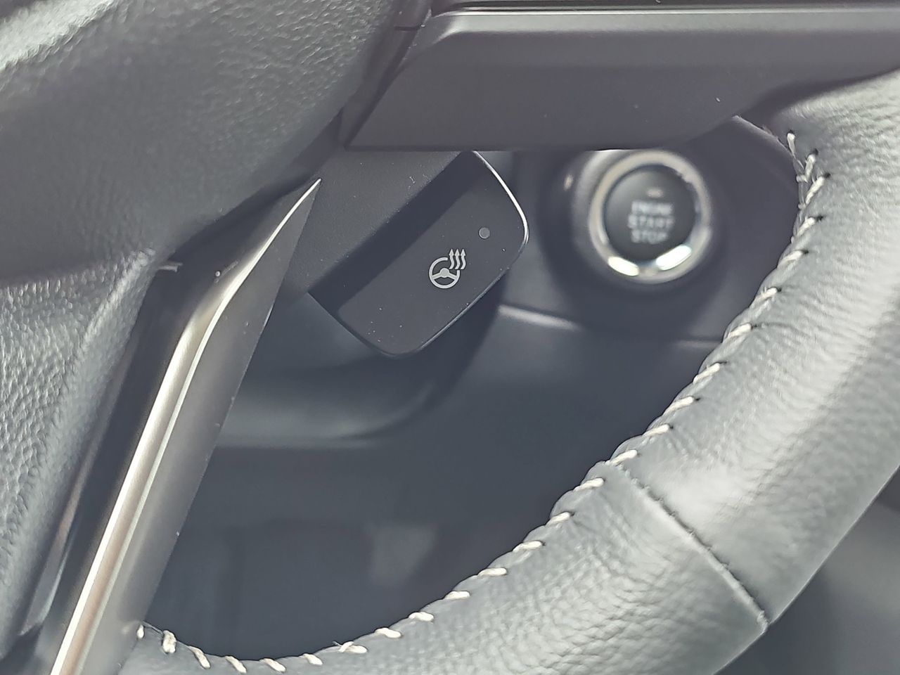 New 2026 Crystal White Pearl Subaru Premium 7-Passenger image 20