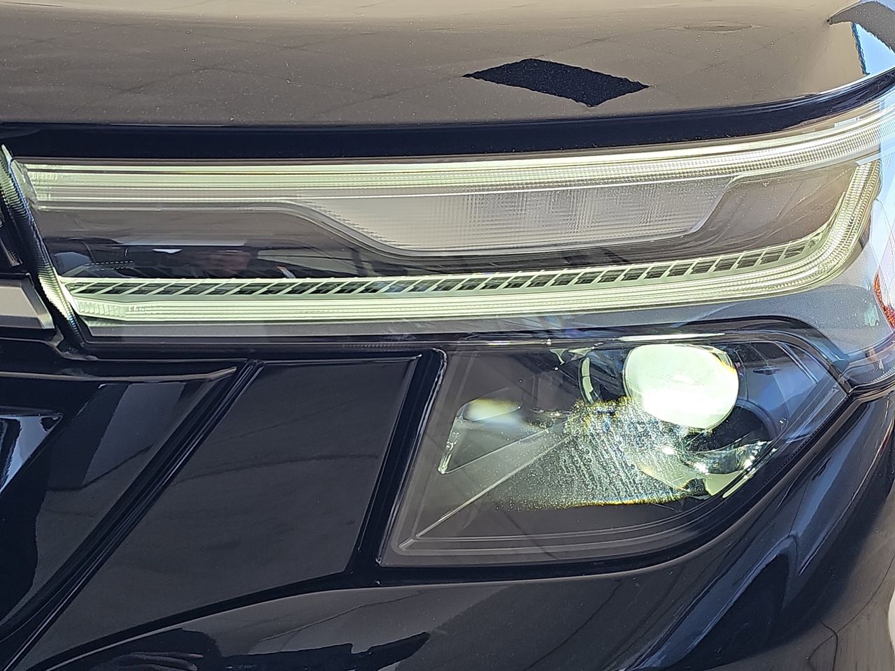 New 2026 Crystal Black Silica Subaru Touring image 33