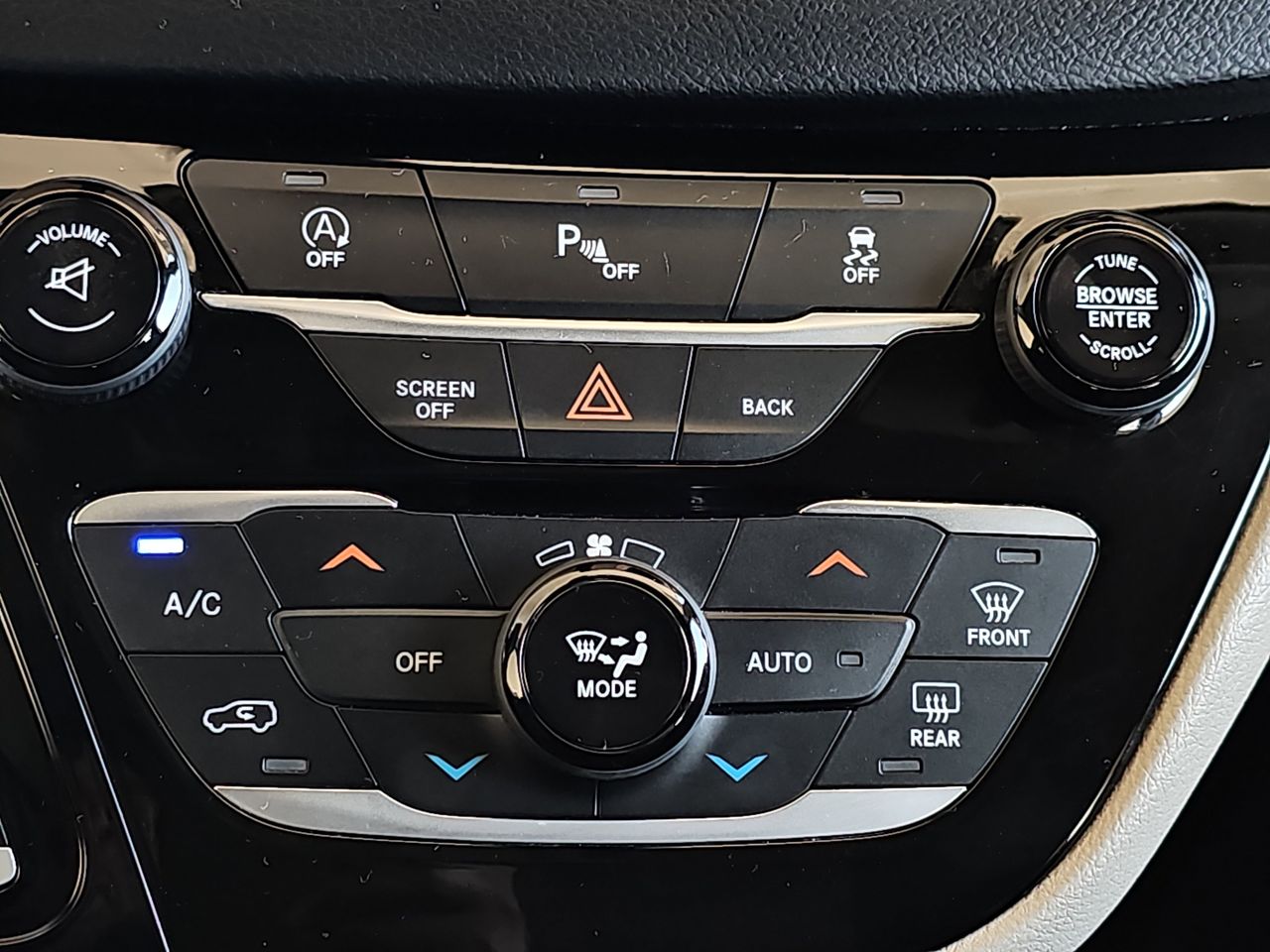 Used 2017 Dark Cordovan Pearlcoat Chrysler Touring L image 26