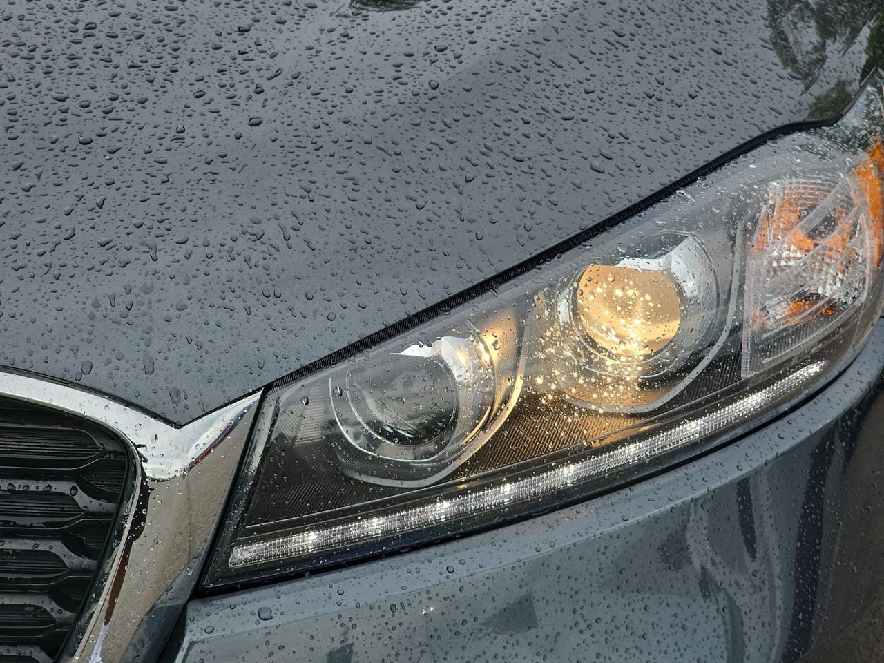 Used 2020 Gravity Gray Kia LX image 37