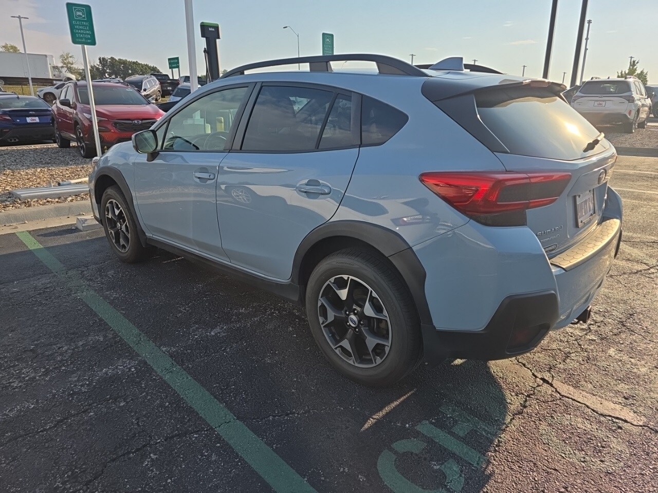 2018 Subaru Crosstrek 2.0i Premium photo 3
