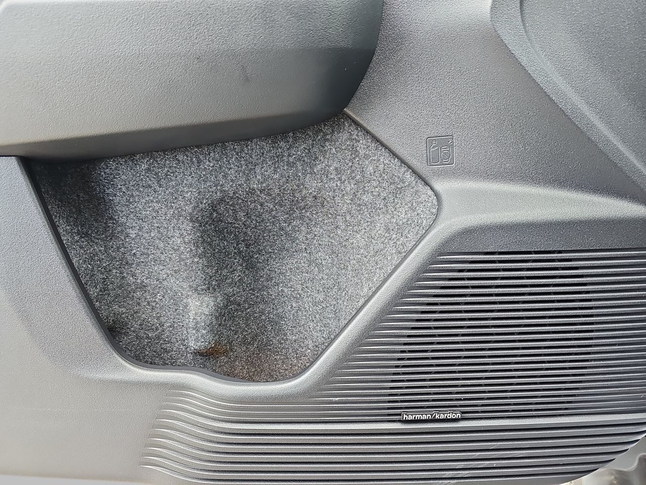 New 2026 Ice Silver Subaru Wilderness image 30
