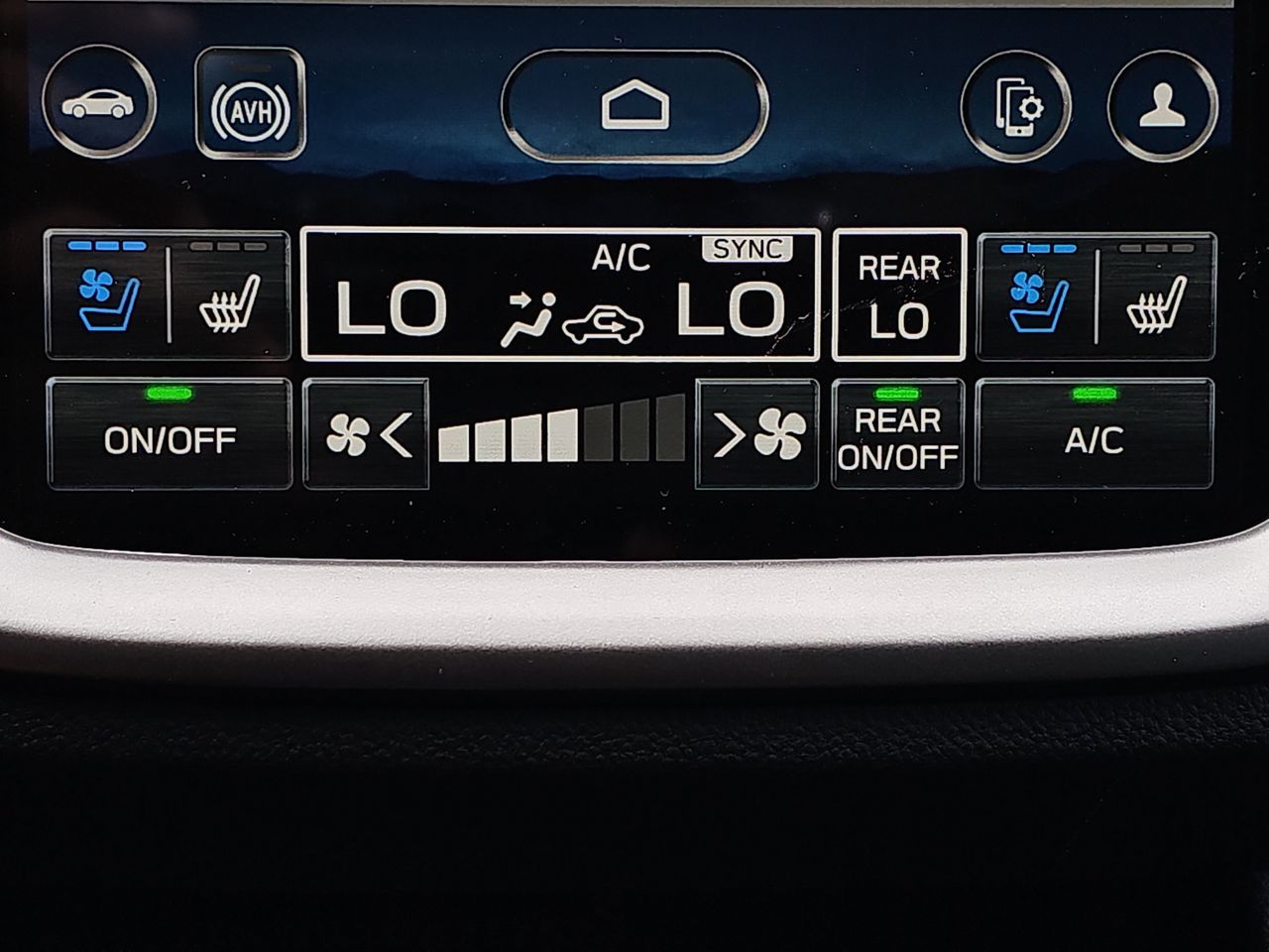 New 2026 Crystal Black Silica Subaru Touring 7-Passenger image 23