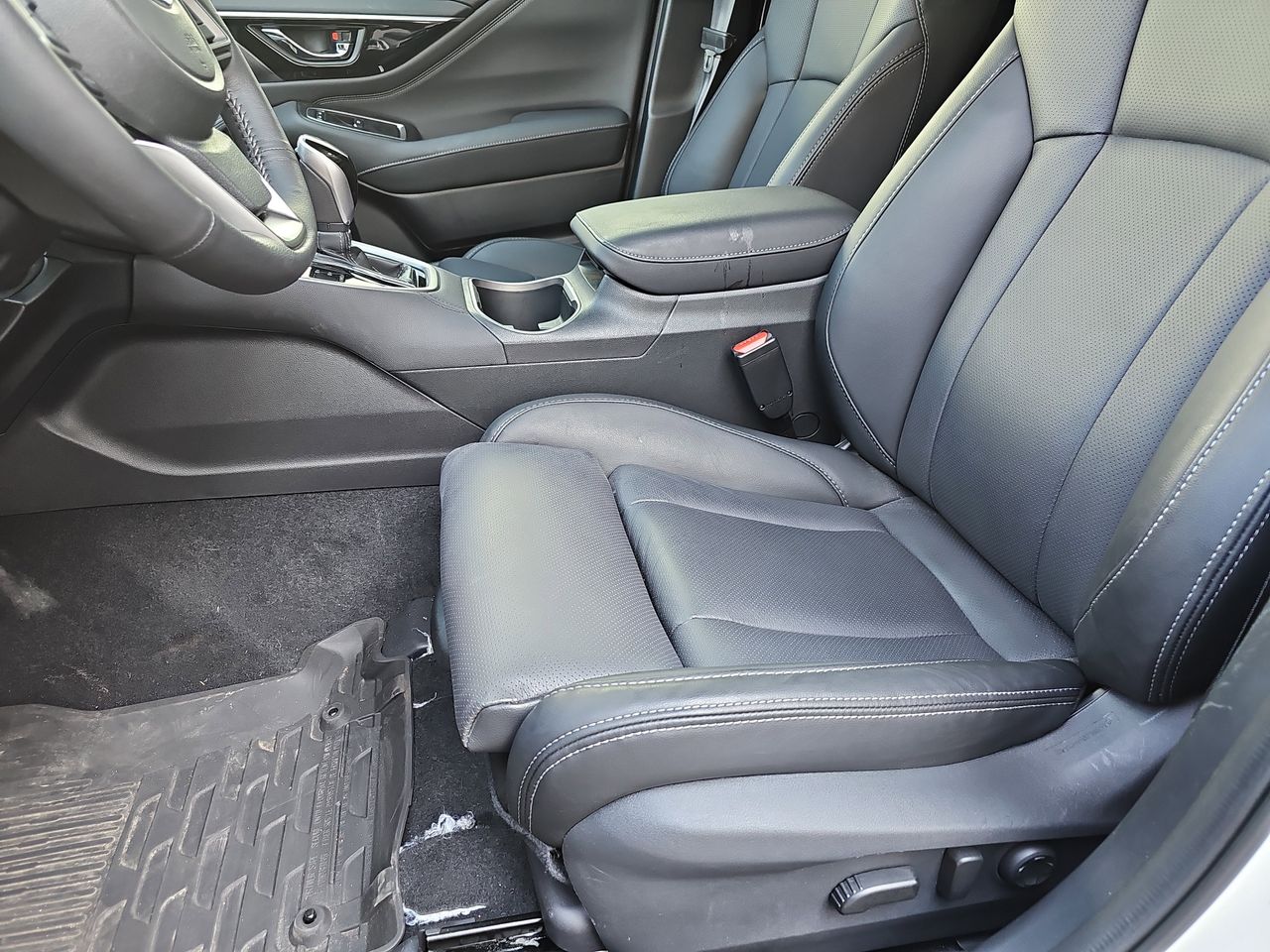 Certified Used 2025 Crystal White Subaru Limited image 19