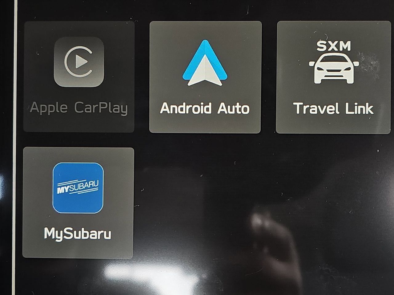 New 2025 Crystal White Pearl Subaru Premium image 21