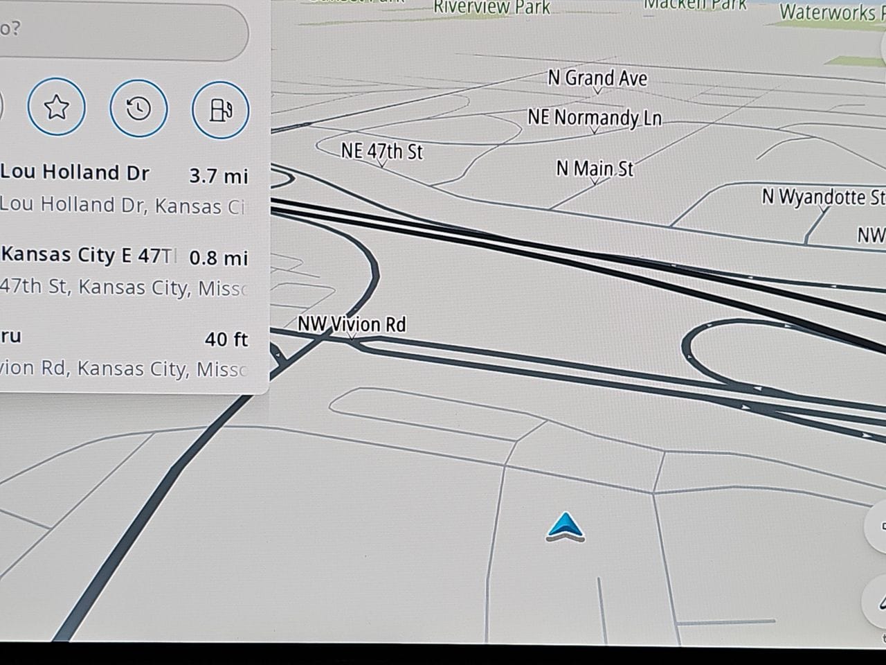 New 2026 Ice Silver Subaru Limited image 24