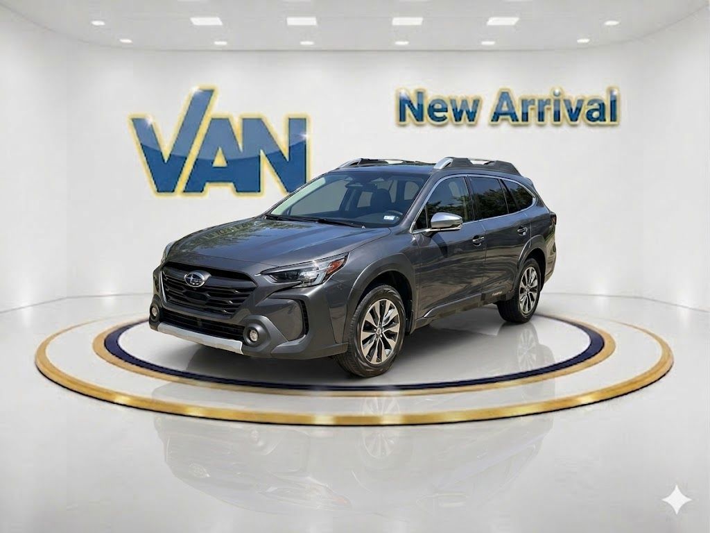 2024 Subaru Outback Touring's photo