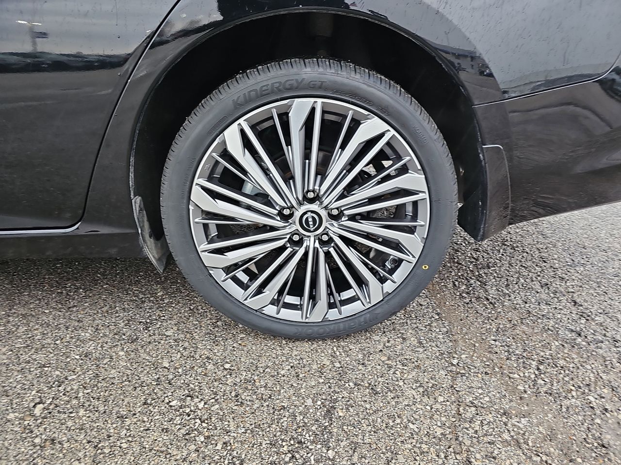 Used 2023 Super Black Clearcoat Nissan 2.5 SL image 37