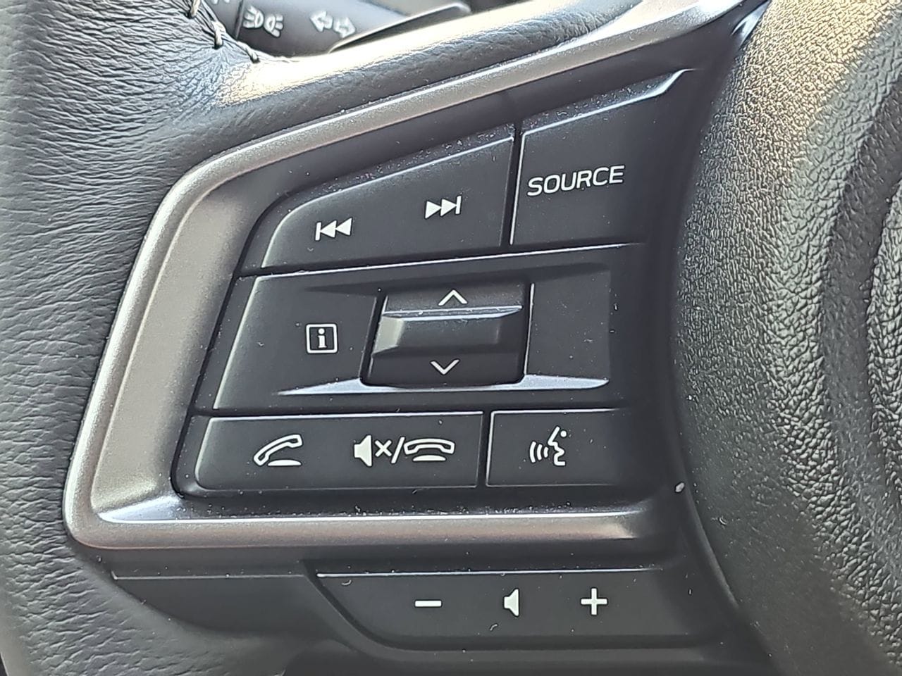 Used 2025 Crystal White Pearl Subaru Premium image 20