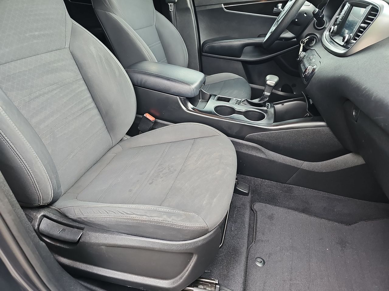 Used 2020 Gravity Gray Kia LX image 13